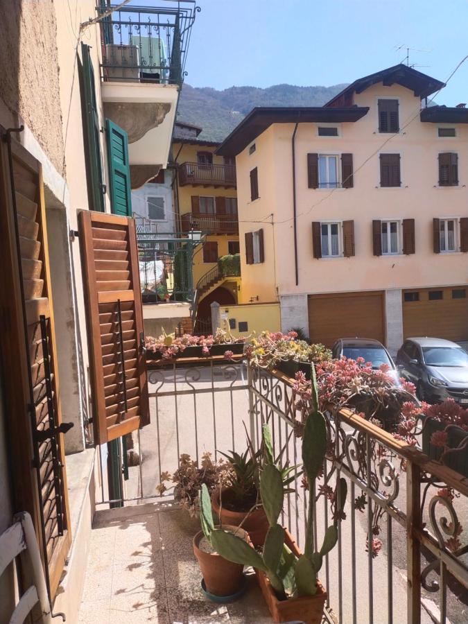 La Tana Dell'Artista Hotel Arco Eksteriør billede